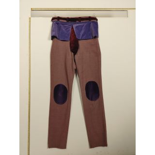Spodnie beżowe z bordowo fioletowymi dodatkami