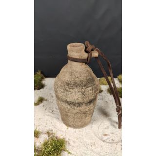 Butelka ceramiczna z rzemykiem do zawieszenia