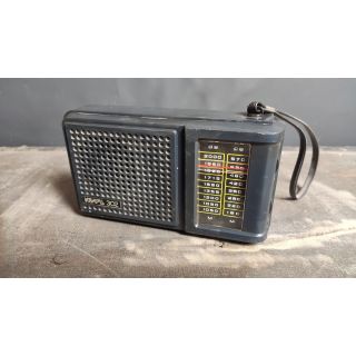 Małe podręczne radio czarne,  KWARC 302 Tento CCCP.