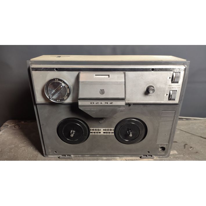 Magnetofon szpulkowy Unitra Grundig ZK 120